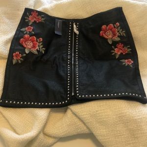 NWT American Eagle Faux Leather Skirt